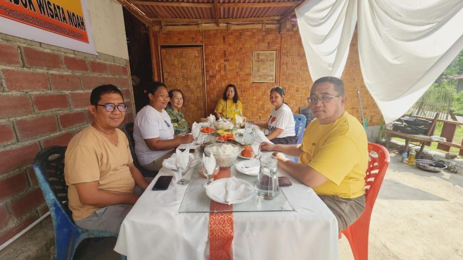 Pondok Wisata Noah Likupang Bagian luar foto