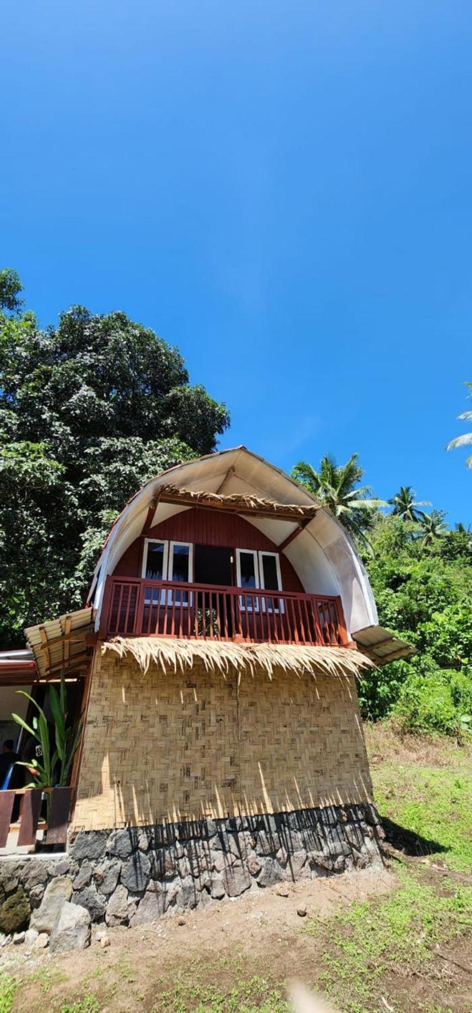 Pondok Wisata Noah Likupang Bagian luar foto