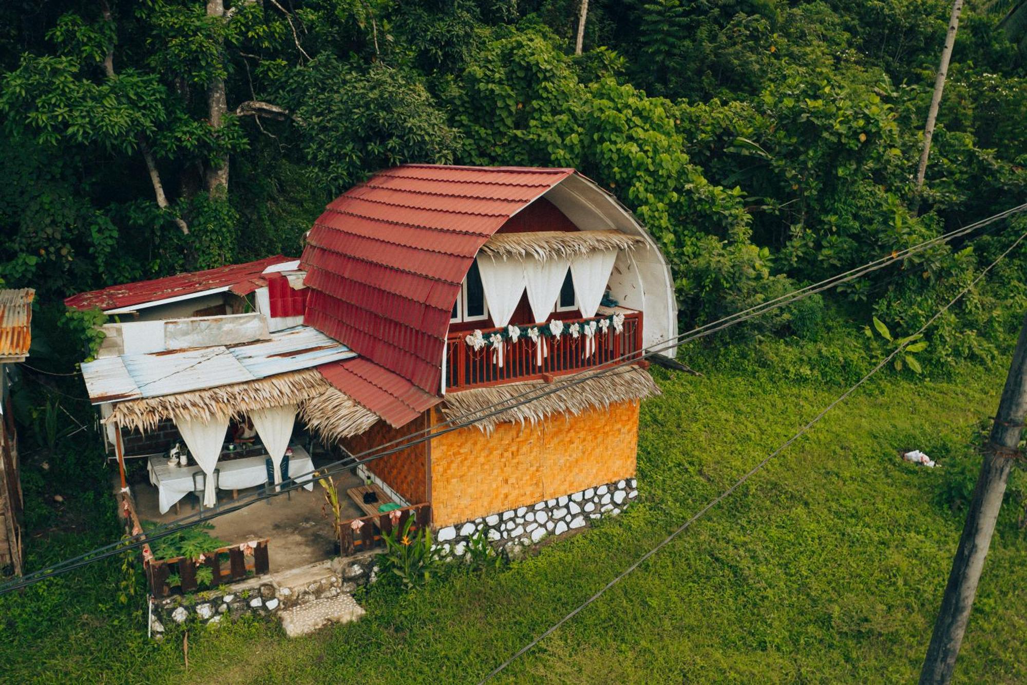 Pondok Wisata Noah Likupang Bagian luar foto